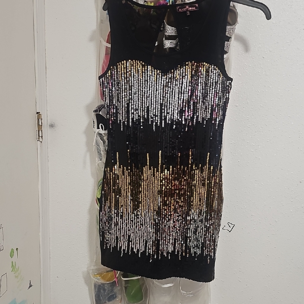 🍀Black and Silver Sequin Bodycon Mini Dress